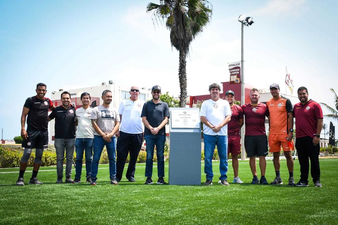 Inauguración de la cancha
