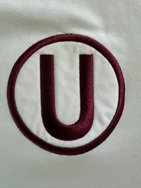 Escudo bordado